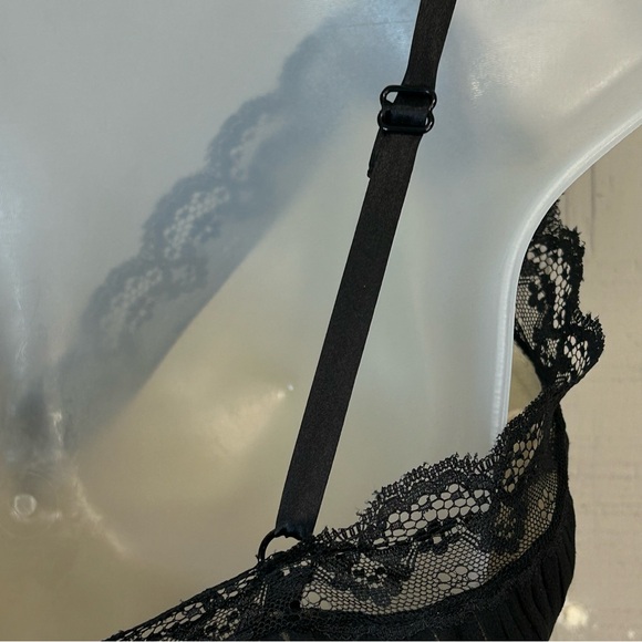 Womens Formal Midi Dress Sz 6 Sleeveless Silk Lace Ruffle Tiered Y2k Whimsigoth - Picture 6 of 13